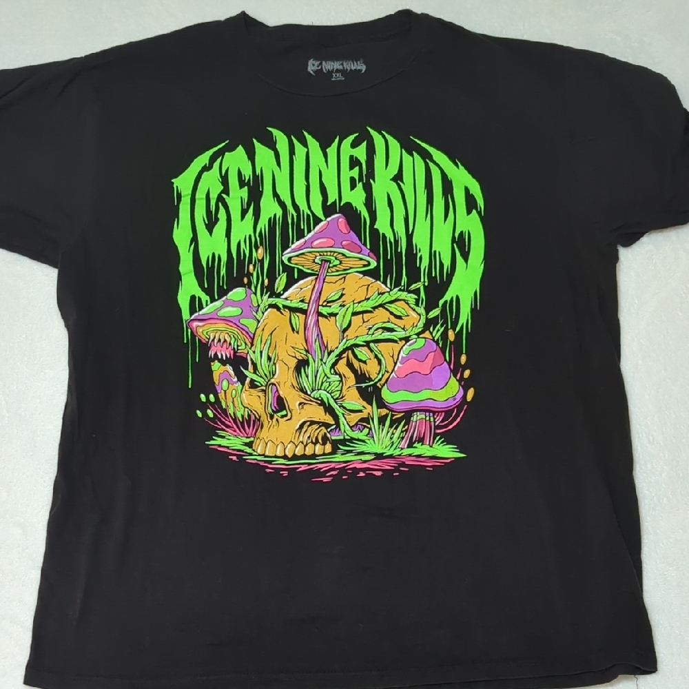 Ice Nine Kills Mushroom Skull Tshirt Size Women's XXL